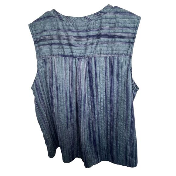 Ariat Blue Striped Sleeveless Button Up Collared Blouse With Front Tie - Picture 3 of 4